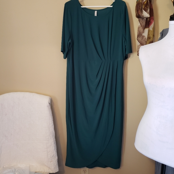 ONLY 3X LEFT! Plus Size Evergreen Pine Wrap Dress - Picture 3 of 7